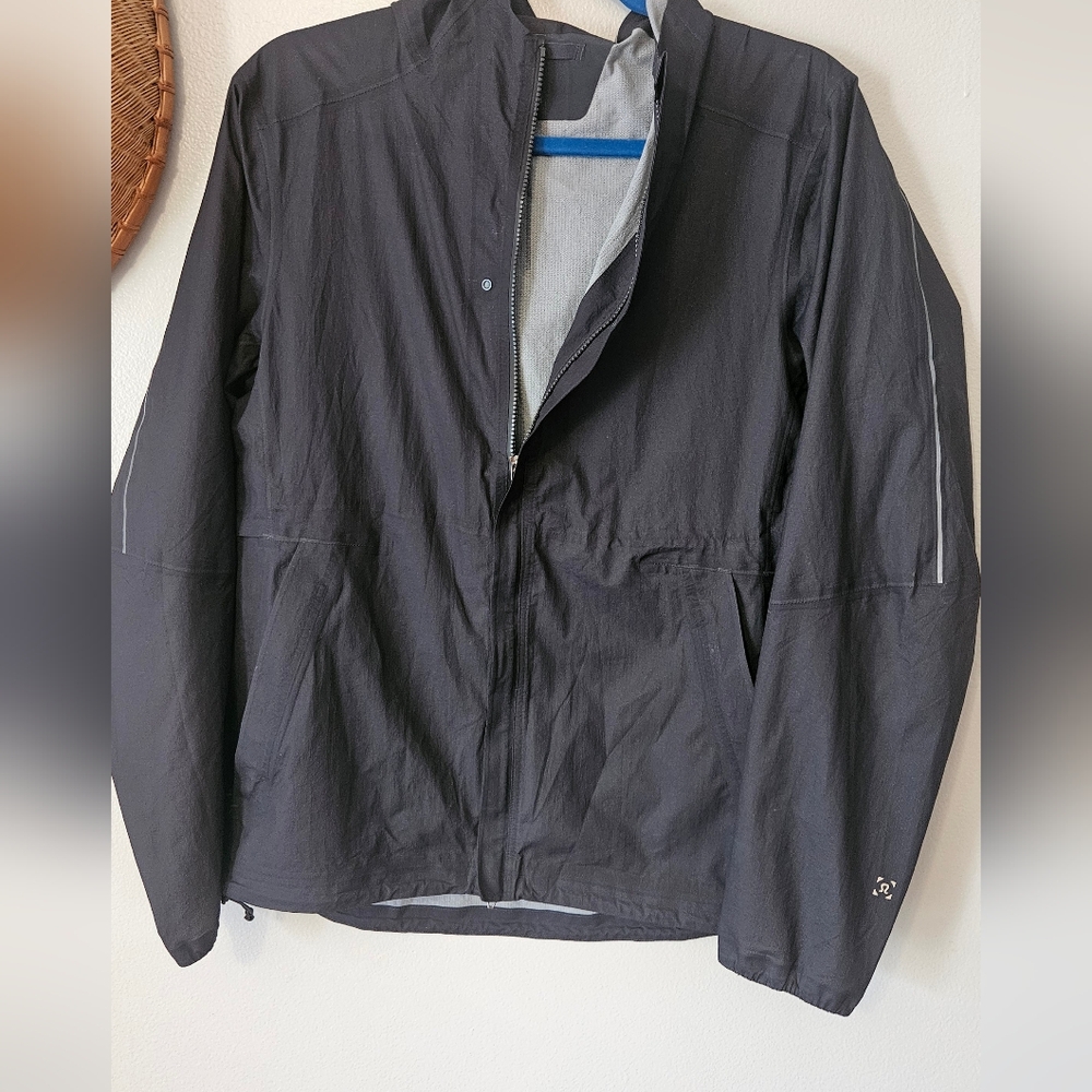 Lululemon Wind Jacket
